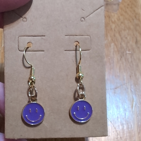 Hand Crafted Jewelry - Purple Smiley Face Earrings